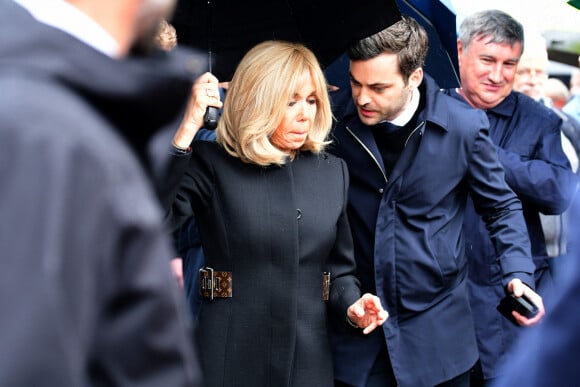 La Première Dame Brigitte Macron - Obsèques du journaliste et homme de lettres Bernard Pivot en l'église du christ à Quincié-en-Beaujolais, France, le 14 mai 2024. 