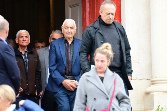 Famille et proches - Obsèques du journaliste et homme de lettres Bernard Pivot en l'église du christ à Quincié-en-Beaujolais, France, le 14 mai 2024. 