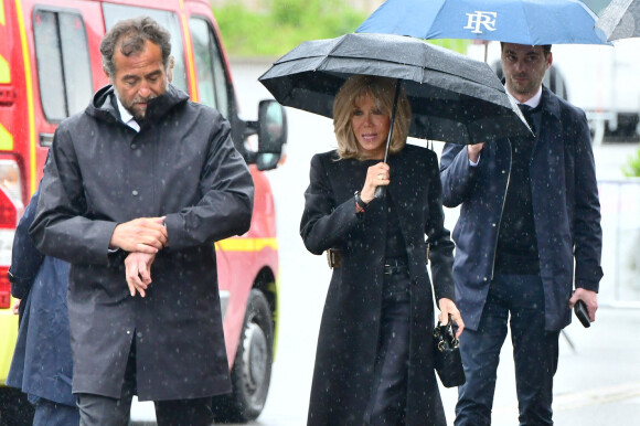 La Première Dame Brigitte Macron - Obsèques du journaliste et homme de lettres Bernard Pivot en l'église du christ à Quincié-en-Beaujolais, France, le 14 mai 2024. 