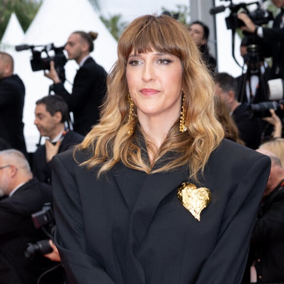 Daphné Bürki était digne sur le tapis rouge du Festival de Cannes ce mardi.
Daphné Burki - Montée des marches du film " Le deuxième acte " pour la cérémonie d'ouverture du Festival International du Film de Cannes, au Palais des Festivals à Cannes.  © Olivier Borde / Bestimage 