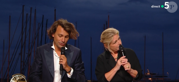 Bertrand Chameroy dragué par Janes Fonda dans "C à vous", le 14 mai 2024, sur France 5