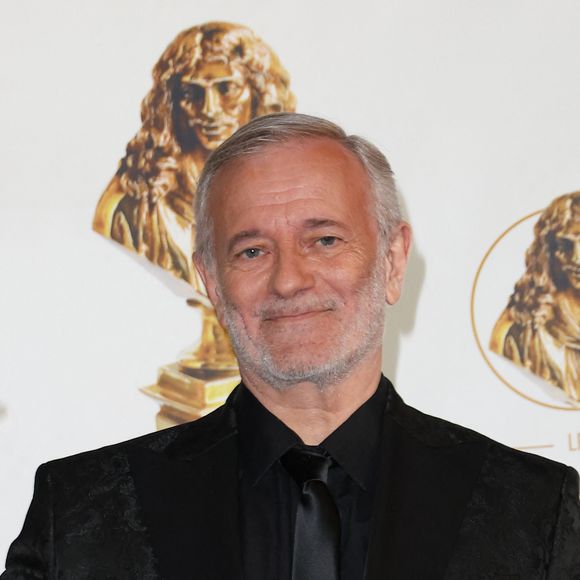 Francis Huster (Molière d'honneur) - 35ème cérémonie des Molières aux Folies Bergère à Paris le 6 mai 2024. © Coadic Guirec / Bestimage