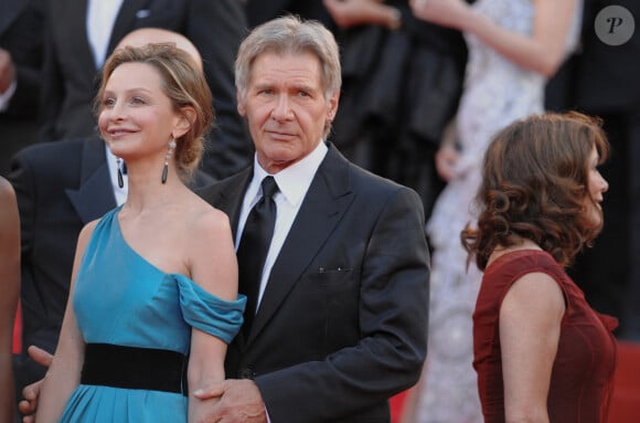 Calista Flockhart et Harrison Ford arrivent au Palais des Festivals à Cannes, France, le 18 mai 2008, pour la projection d'Indiana Jones et le Royaume du crâne de cristal de Steven Spielberg, présenté hors compétition au 61e Festival de Cannes. Photo par Hahn-Nebinger-Orban/ABACAPRESS.COM