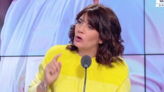 VIDEO "Ça me gêne terriblement !" : Estelle Denis pousse un coup de gueule en direct