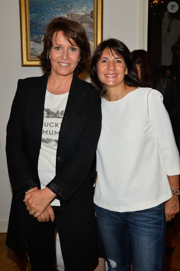 Exclusif - Carole Rousseau et Estelle Denis au cocktail organisé pour le lancement de "Lucky Mum". Un Concept "Kids & Pets & Family Friendly" qui s'articule autour de sweats et t-shirts à messages destinées aux mamans et à la famille. Paris, le 10 mai 2017. © Olivier Borde-Guirec Coadic/Bestimage