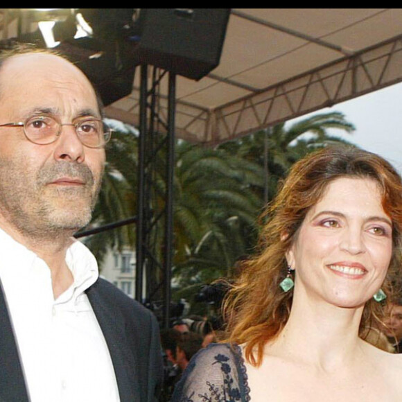 Agnes Jaoui et Jean Pierre Bacri - Montée des marches de la clôture du 57è festival de Cannes en 2004