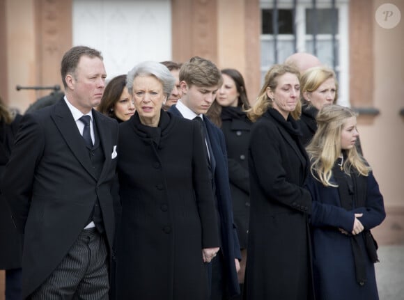 La princesse Benedikte de Danemark, Nathalie Sayn-Wittgenstein-Berleburg, Alexander Johannsmann, le prince Alexander Johannsmann, Alexandra Sayn-Wittgenstein-Berleburg et sa fille Ingrid, Carina Axelsson et le prince Gustav Sayn-Wittgenstein-Berleburg, Richard Sayn-Wittgenstein-Berleburg - Obsèques du prince Richard de Sayn-Wittgenstein-Berleburg à Bad Berleburg en Allemagne le 21 mars 2017. 