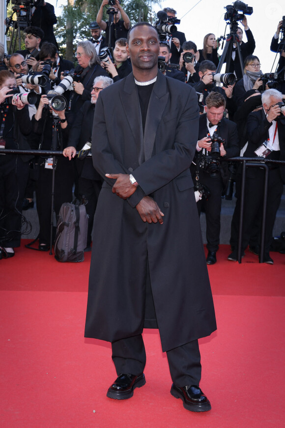 Omar Sy assiste à l'avant-première du film "Emilia Perez", sur le tapis rouge du 77ème Festival de Cannes au Palais des Festivals le 18 mai 2024 à Cannes. David Boyer/ABACAPRESS.COM