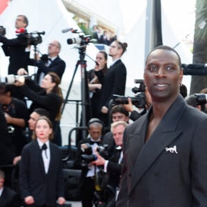 Omar Sy assiste au tapis rouge de "Megalopolis" au Palais des Festivals à Cannes, le 16 mai 2024 dans le cadre du 77ème Festival de Cannes. Nicolas Genin/ABACAPRESS.COM