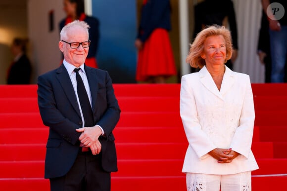 Thierry Frémaux, délégué général du festival de Cannes, Iris Knobloch, présidente du festival de Cannes - Montée des marches du film "Trois kilomètres jusqu'à la fin du monde" ("Three Kilometers to the End of the World") lors du 77ème Festival International du Film de Cannes, le 17 mai 2024. © Jacovides/Moreau/Bestimage