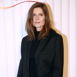 Ce mardi, Chiara Mastroianni sera sur le tapis rouge de Cannes, pour "Marcello Mio".
Chiara Mastroianni - Célébrités à la Présentation de la nouvelle Collection de Christian Louboutin au Trianon, dans le cadre de la Fashion Week de Paris, France. © Bertrand Rindoff / Bestimage 