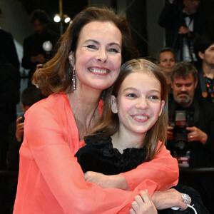 Carole Bouquet et sa petite-fille Darya se sont montrées très complices sur le tapis rouge à Cannes.
Montée des marches du film Le Comte de Monte-Cristo lors du 77ᵉ Festival International du Film de Cannes, au Palais des Festivals à Cannes. © Aurore Marechal/ABACAPRESS.COM