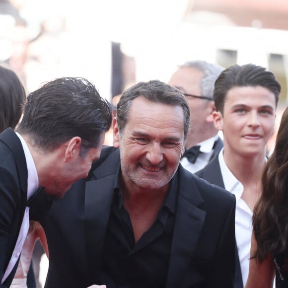 Adèle Exarchopoulos, Mallory Wanecque, François Civil, Gilles Lellouche, Élodie Bouchez, Karim Leklou - Montée des marches du film " L'amour ouf " lors du 77ème Festival International du Film de Cannes, au Palais des Festivals à Cannes. Le 23 mai 2024 © Jacovides-Moreau / Bestimage 