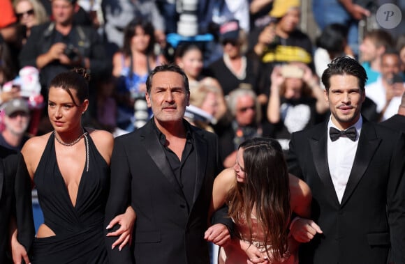 Adèle Exarchopoulos, Gilles Lellouche, Mallory Wanecque, François Civil - Montée des marches du film " L'amour ouf " lors du 77ème Festival International du Film de Cannes, au Palais des Festivals à Cannes. Le 23 mai 2024 © Jacovides-Moreau / Bestimage 