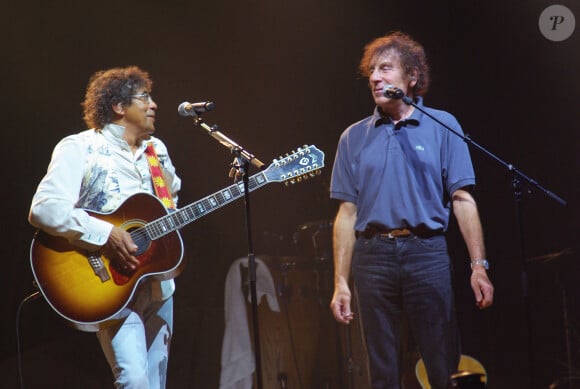 Alain Souchon et Laurent Voulzy se produisent à l'Olympia à Paris, France, le 3 octobre 2007. Photo par Richard Dugovic/ABACAPRESS.COM