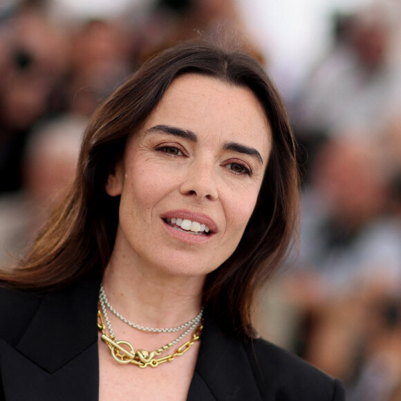 Elodie Bouchez - Photocall du film "L'Amour Ouf" (Beating Hearts / Compétition) lors du 77ème Festival International du Film de Cannes (14 - 25 mai 2024), le 24 mai 2024. © Jacovides / Moreau / Bestimage 