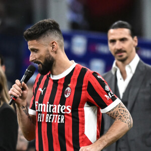 Olivier Giroud fait ses adieux aux supporters du Milan AC après son dernier march face au Salernitana au stade San Siro. Milan, le 25 mai 2024. 