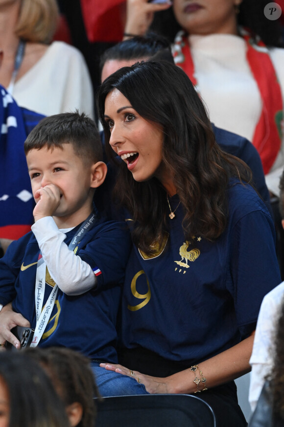 Jennifer Giroud, femme de Olivier Giroud - People et joueurs en famille dans les tribunes lors du match de demi-finale "France - Maroc" lors de la Coupe du Monde 2022 au Qatar (FIFA World Cup Qatar 2022) le 14 décembre 2022. © Philippe Perusseau / Bestimage 