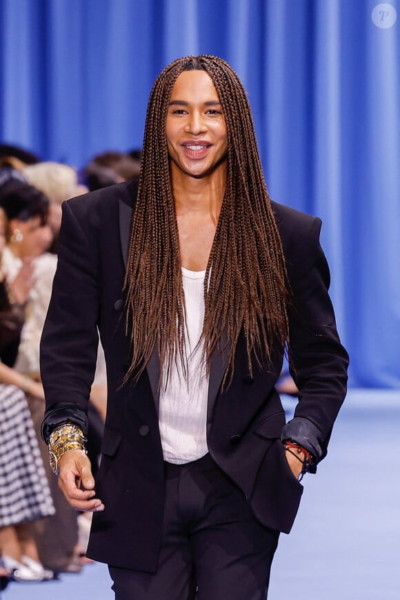 Fashion designer Olivier Rousteing lors du défilé de mode prêt-à-porter Balmain Printemps/été 2024 lors de la Fashion Week de Paris (PFW) à Paris, France, le 28 septembre 2023. 