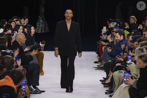 Olivier Rousteing - Défilé Balmain prêt-à-porter automne-hiver 2023/2024 lors de la Fashion Week de Paris (PFW) le 1er mars 2023 