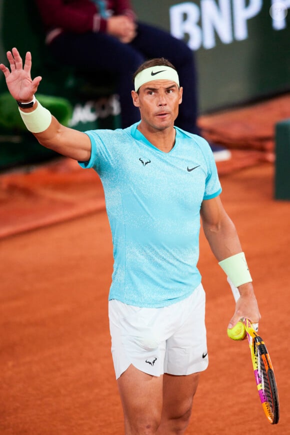 Rafael Nadal (Rafa) - La famille de Rafael Nadal (Rafa) dans les tribunes pour le premier tour des Internationaux de France de tennis de Roland Garros 2024 opposant Rafael Nadal (Rafa) à Alexander Zverev, à Paris, France, le 27 mai 2024. © Jacovides-Moreau/Bestimage