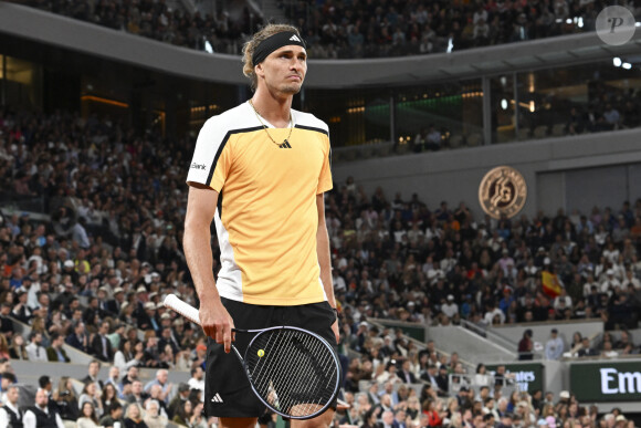 Alexander Zverev (GER) au premier tour des Internationaux de France de tennis de Roland Garros 2024 à Paris, France, le 27 mai 2024. © Michael Baucher/Panoramic/Bestimage