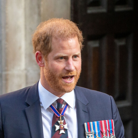 Le prince Harry, duc de Sussex arrive à la célébration du 10ème anniversaire des Invictus Games, en la cathédrale Saint-Paul à Londres, le 8 mai 2024. Venu sans sa femme et ses enfants, il ne rencontrera pas son père qui lutte actuellement contre un cancer. © Tayfun Salci/ZUMA Press/Bestimage 