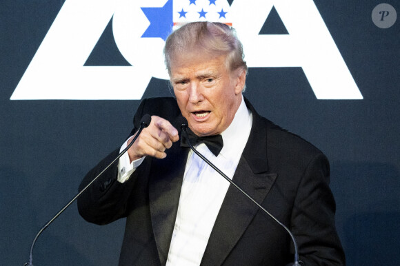 Donald Trump au gala de l'Organisation Sioniste d'Amérique (ZOA) à New York, le 13 novembre 2022. © Michael Brochstein/Zuma Press/Bestimage