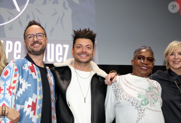 Jarry, Kev Adams, Firmine Richard, Chantal Ladesou pour le film "Maison de Retraite 2" - Cérémonie d'ouverture du 27ème Festival International du Film de Comédie de l'Alpe d'Huez le 15 Janvier 2024. © Dominique Jacovides/Bestimage 