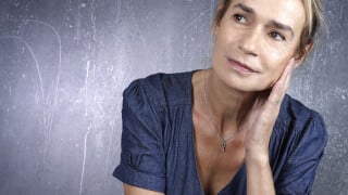 "J'étais en pleurs" : Sandrine Bonnaire soulagée, une importante affaire personnelle prend un nouveau tournant