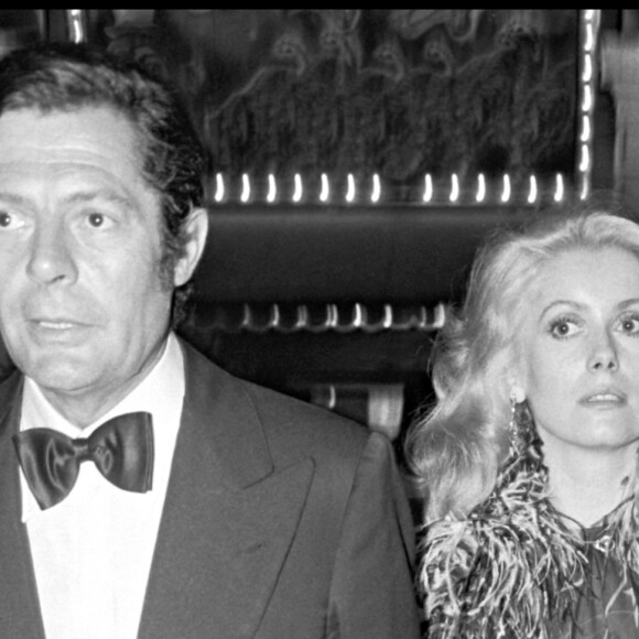 Puis a rencontré Marcello Mastroianni
Catherine Deneuve et Marcello Mastroianni (archive)