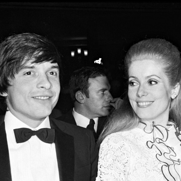 Catherine Deneuve a ensuite épousé David Bailey
Catherine Deneuve et David Bailey en 1967