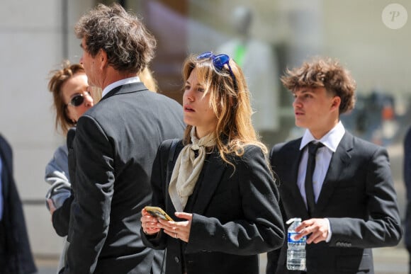 Yasmine Lavoine et son frère Milo Lavoine - Arrivées aux obsèques du prince Jean-Stanislas Poniatowski en l'Eglise polonaise à Paris, France, le 29 avril 2024. © Jacovides-Moreau/Bestimage