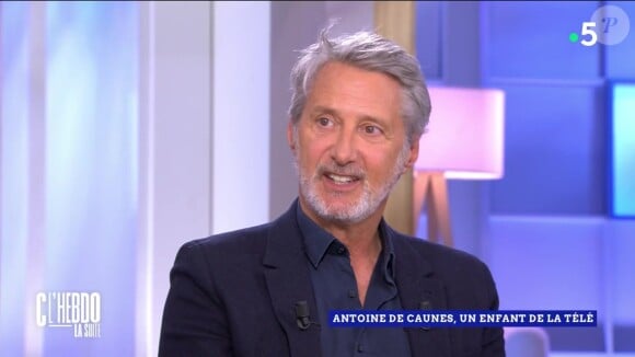 Antoine de Caunes a débuté à la télévision grâce à Philippe Gildas, et a gardé de précieux liens avec Maryse, sa veuve.