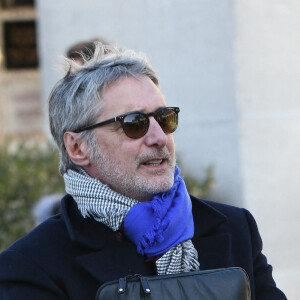 Antoine de Caunes lors des obsèques du journaliste français Philippe Gildas au cimetière du Père Lachaise à Paris, le 5 novembre 2018. ABACAPRESS.COM