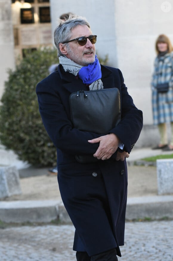 Antoine de Caunes lors des obsèques du journaliste français Philippe Gildas au cimetière du Père Lachaise à Paris, le 5 novembre 2018. ABACAPRESS.COM