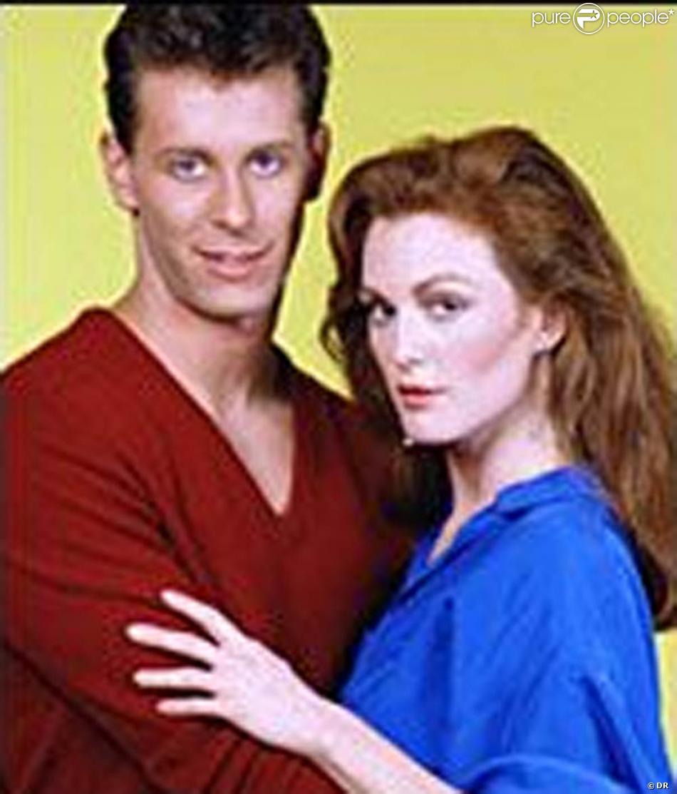 Julianne Moore dans la série As the World turns, en 1985. Purepeople Julianne Moore dans la série As the World turns, en 1985. Purepeople