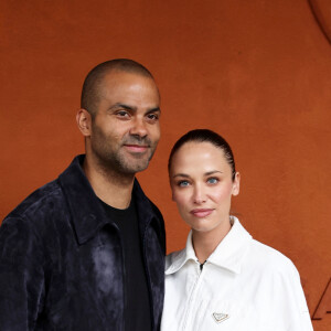 Tony Parker et sa compagne Agathe Teyssier au village lors des Internationaux de France de tennis de Roland Garros 2024 à Paris le 2 juin 2024. © Dominique Jacovides / Cyril Moreau / Bestimage