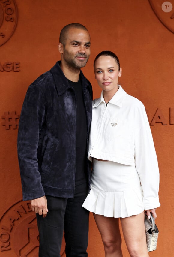 Tony Parker et sa compagne Agathe Teyssier au village lors des Internationaux de France de tennis de Roland Garros 2024 à Paris le 2 juin 2024. © Dominique Jacovides / Cyril Moreau / Bestimage