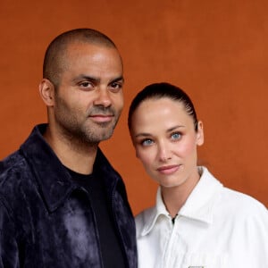 Tony Parker et sa compagne Agathe Teyssier au village lors des Internationaux de France de tennis de Roland Garros 2024 à Paris le 2 juin 2024. © Dominique Jacovides / Cyril Moreau / Bestimage