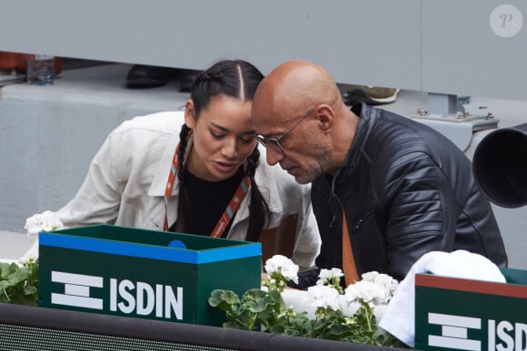 L'ancienne joueuse de tennis est consultante pour Eurosport

T.Parker et sa compagne A.Teyssier regardent le même match que Alizé Lim, l'ex de Tony Parker lors des Internationaux de France de tennis de Roland Garros le 2 juin 2024 © Moreau / Jacovides / Bestimage