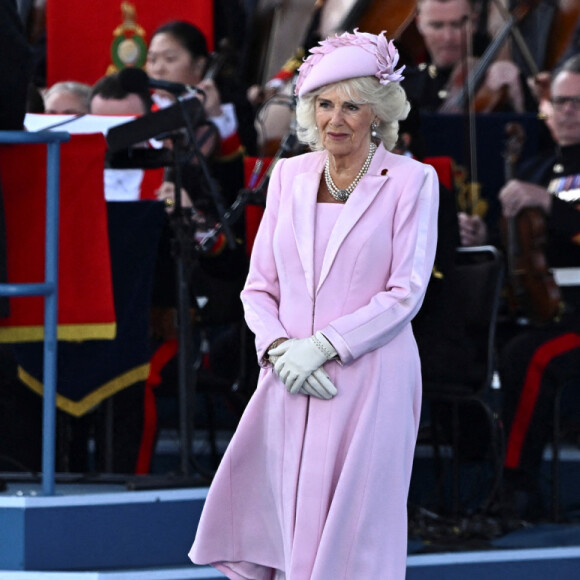 Lors des commémorations du 80ème anniversaire du débarquement (D-Day) à Portsmouth.
Le roi Charles III d'Angleterre et la reine consort Camilla Parker Bowles - La famille royale d'Angleterre lors des commémorations du 80ème anniversaire du débarquement (D-Day) à Portsmouth. Le 5 juin 2024 © Dylan Martinez / Pool / Bestimage 