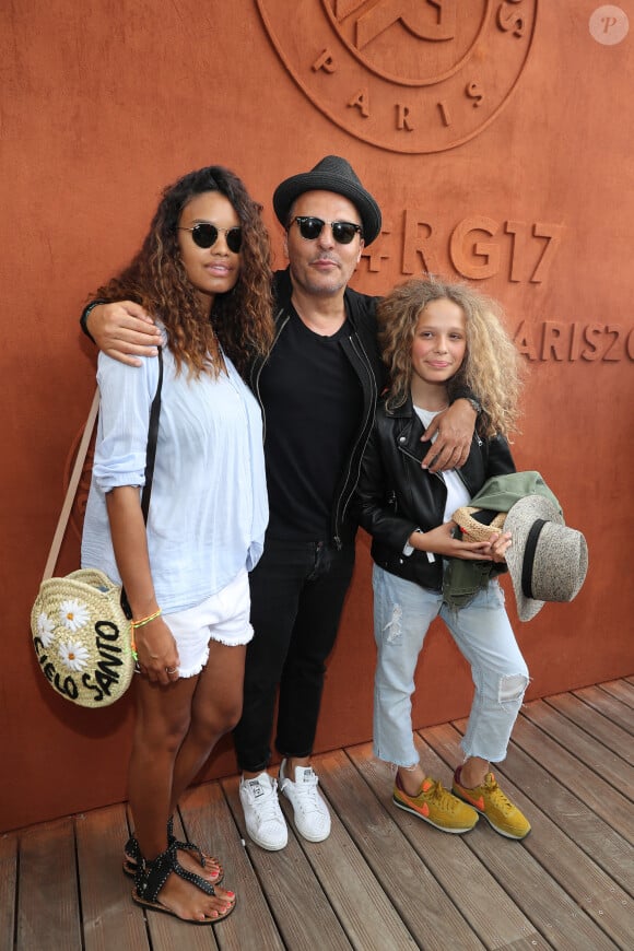 Jean Roch avec sa fille Toscana et Anaïs Monory (enceinte) au village lors des internationaux de tennis de Roland Garros à Paris le 5 juin 2017. © Cyril Moreau / Dominique Jacovides / Bestimage