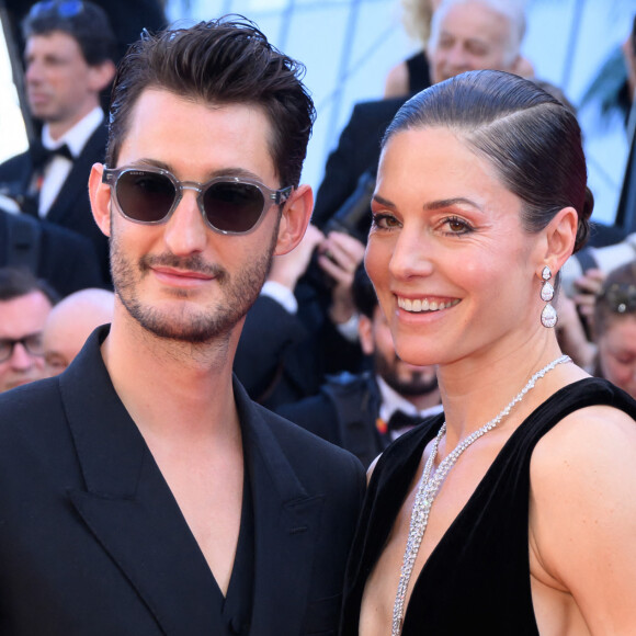 Natacha Andrews, compagne de Pierre Niney, voulait 5 enfants.
Pierre Niney et Natasha Andrews.