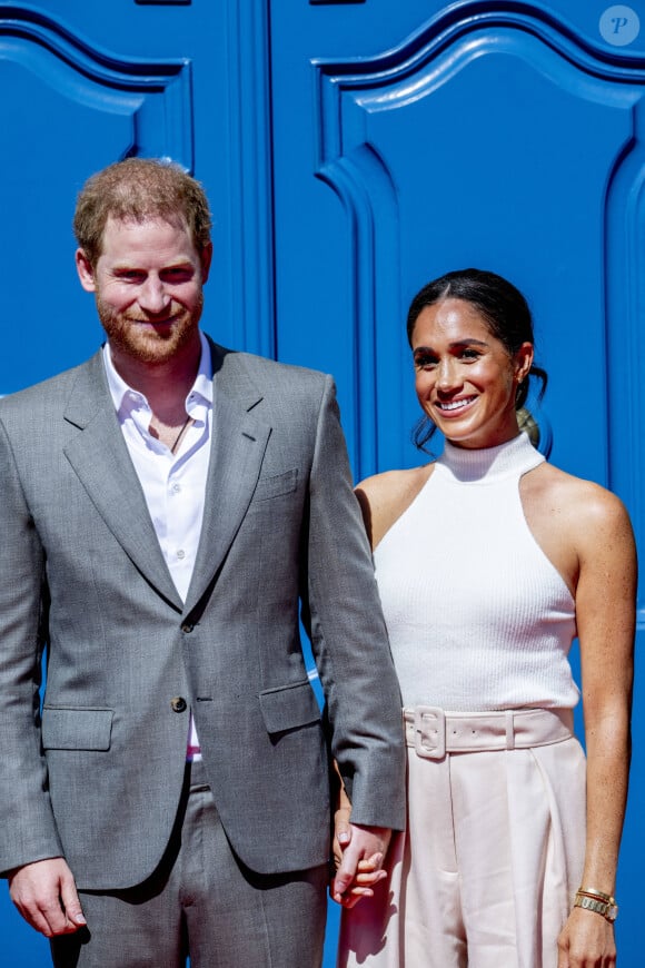 Le prince Harry, duc de Sussex et Meghan Markle, duchesse de Sussex, arrivent à l'hôtel de ville pour l'événement Invictus Games Dusseldorf 2023 One Year to Go, à Düsseldorf, Allemagne, le 6 septembre 2022. 