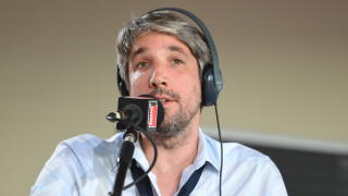 En soutien à Guillaume Meurice, viré de France Inter, une 3e voix quitte la radio après 16 ans d'antenne !