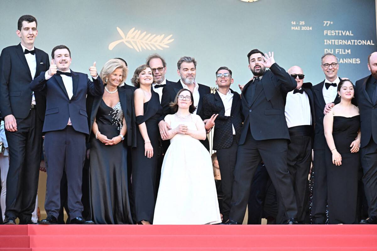photo-les-membres-du-film-un-petit-truc-en-plus-dont-l-actrice