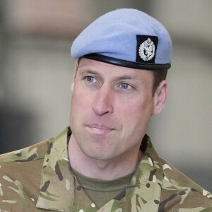 Le roi Charles III d'Angleterre a officiellement transmis à son fils le prince William, prince de Galles, son titre de colonel en chef de l'Army Air Corps, lors d'une visite sur la base militaire de Middle Wallop, le 13 mai 2024. © Julien Burton / Bestimage