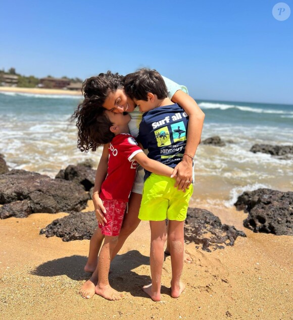 Yasmine Oughlis et ses deux fils Léo et Noé