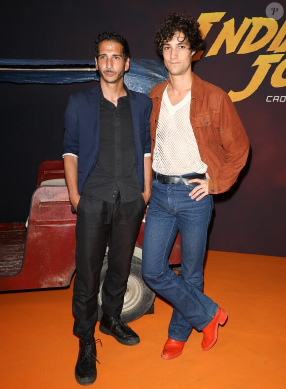 Kevin Elarbi et Pablo Pillaud-Vivien - Première du film "Indiana Jones et le Cadran de la destinée" au cinéma Le Grand Rex à Paris le 26 juin 2023. © Coadic Guirec/Bestimage